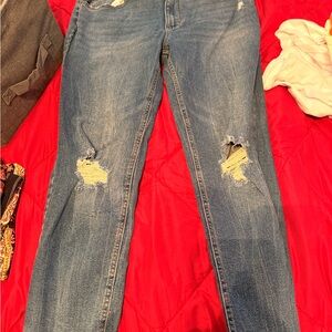 No Boundaries Distressed Straight Leg Blue Jeans